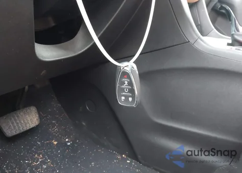 2019 Chevrolet Equinox Premier z USA, uszkodzony, nr VIN 3GNAXXEV4KS588565